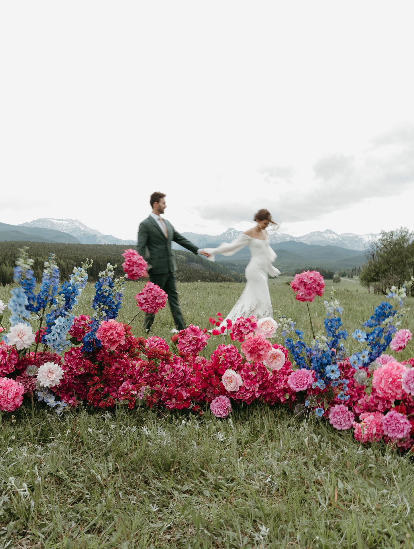 The Aurora Ground Floral Arch