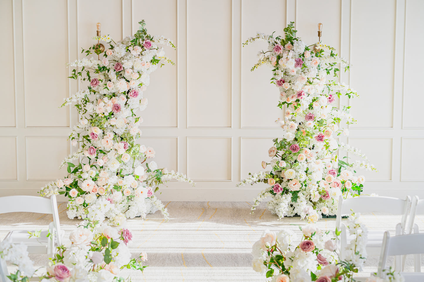 The Zomeria Floral Pillars