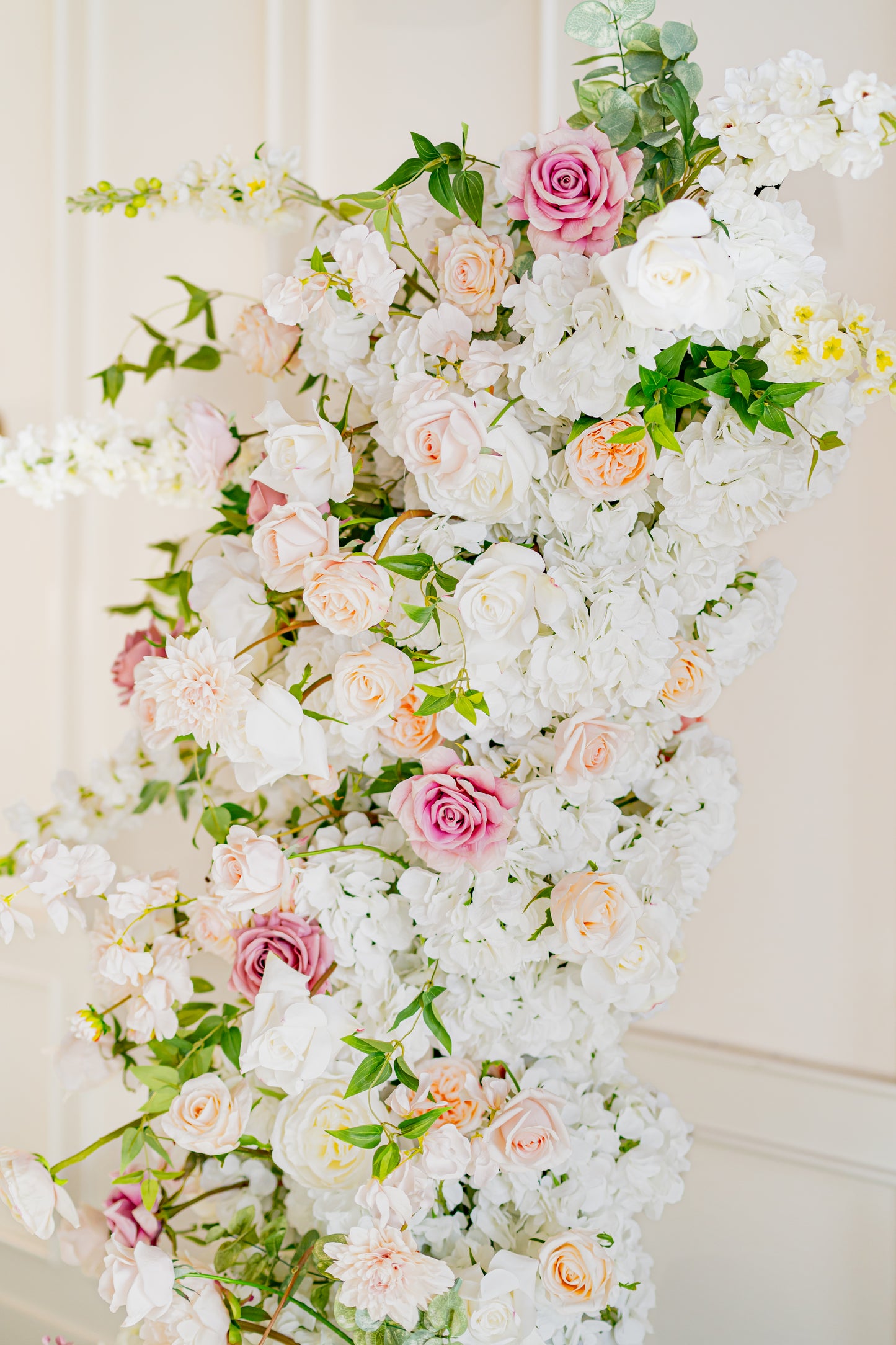 The Zomeria Floral Pillars