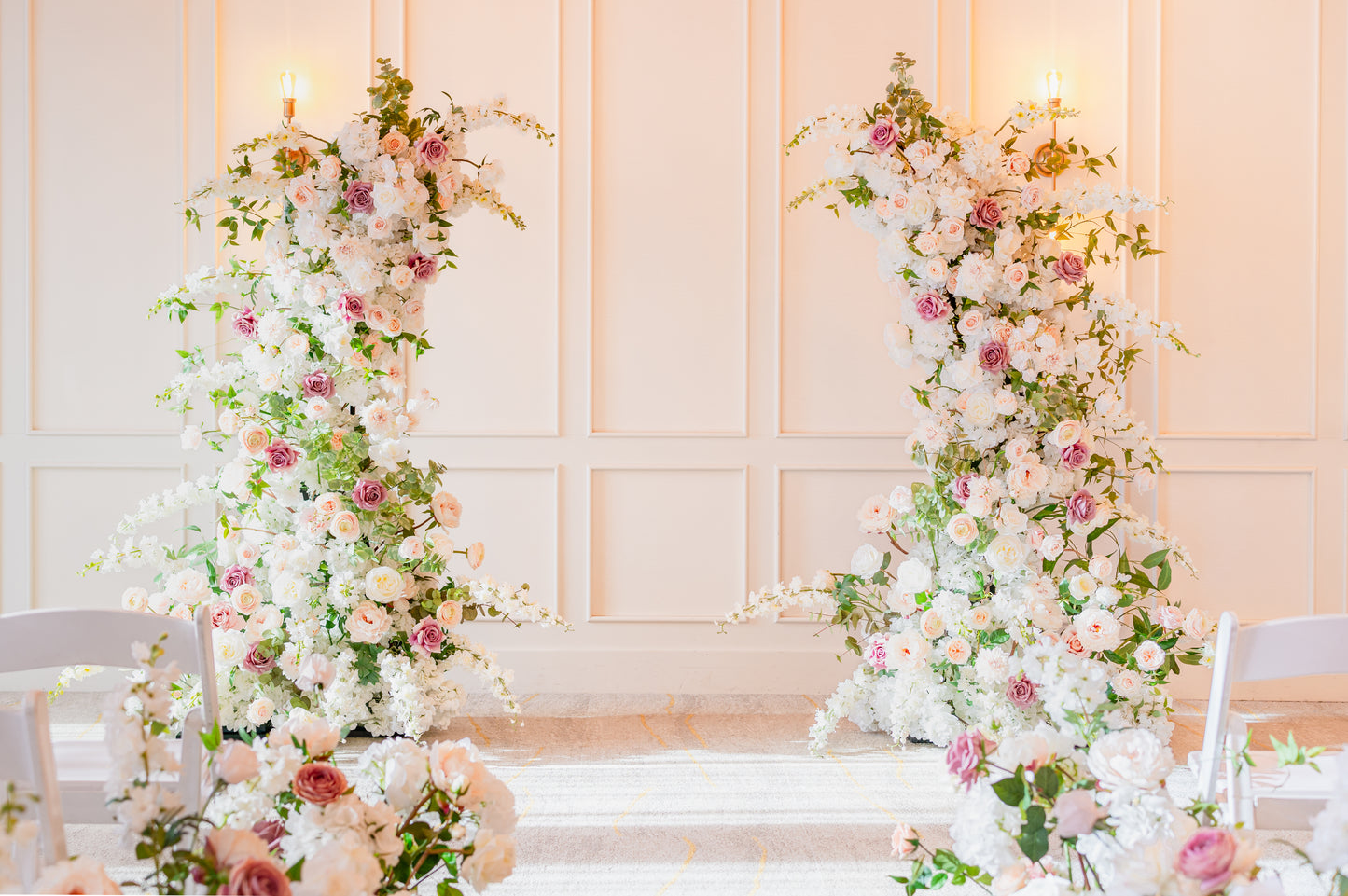 The Zomeria Floral Pillars
