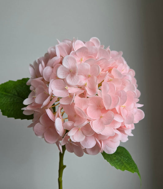 Real Touch Medium Hydrangea