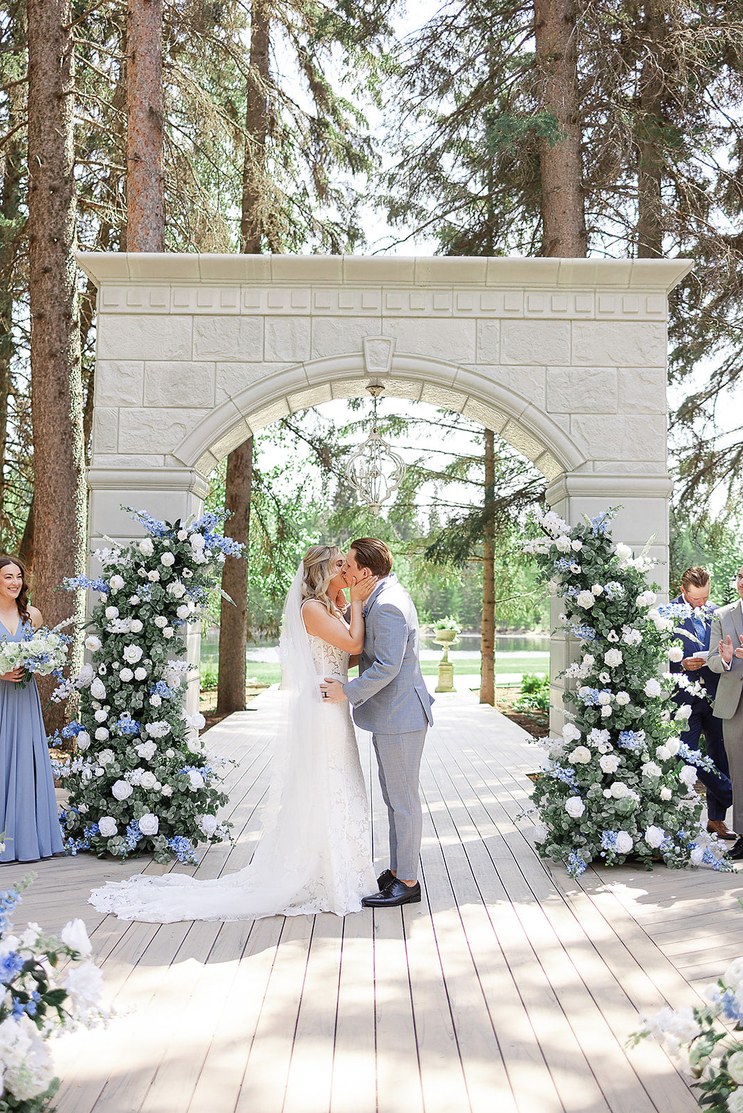 The Kaialee Floral Pillars