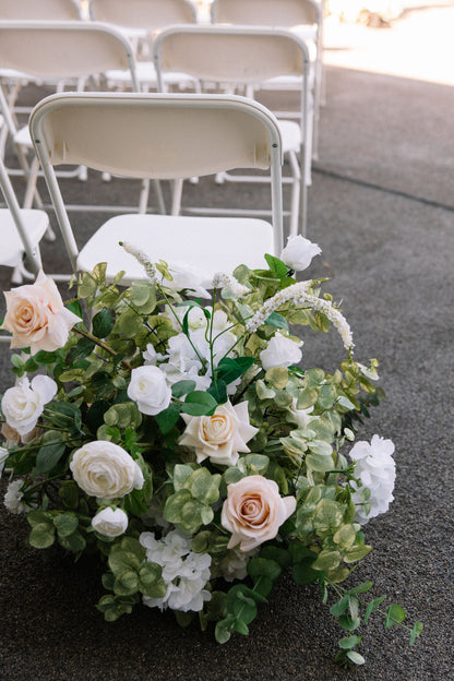 Stella Aisle Flowers [12]