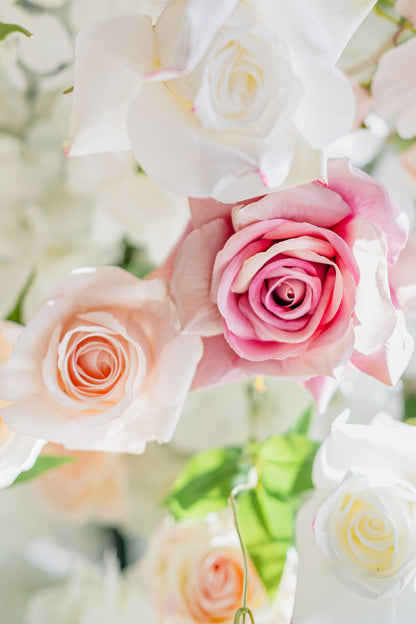 The Zomeria Floral Pillars