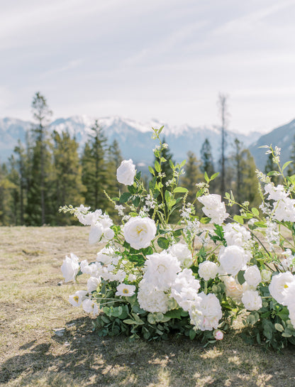 The Amelia Aisle Flowers